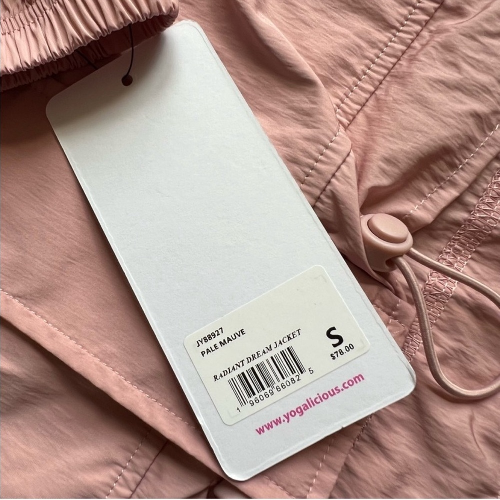 Yogalicious Radiant Dream Jacket NWT
Woman's Size S Pale Mauve Pink - Picture 9 of 11